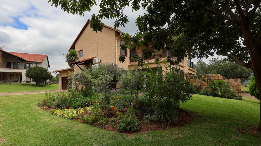 3 Bedroom Property for Sale in The Coves North West